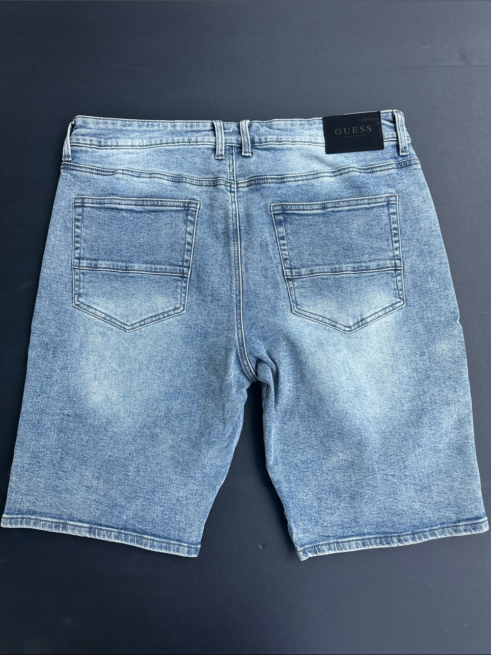 New Guess Men’s Light Wash Ribbed Denim Shorts SZ 38 - Picture 7 of 8